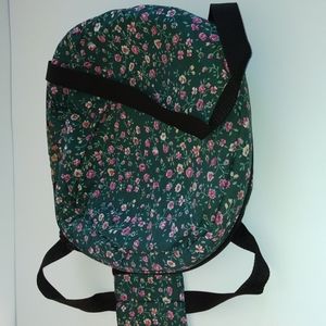 Floral Carrier for casserole, by Outer Circle Products LTD